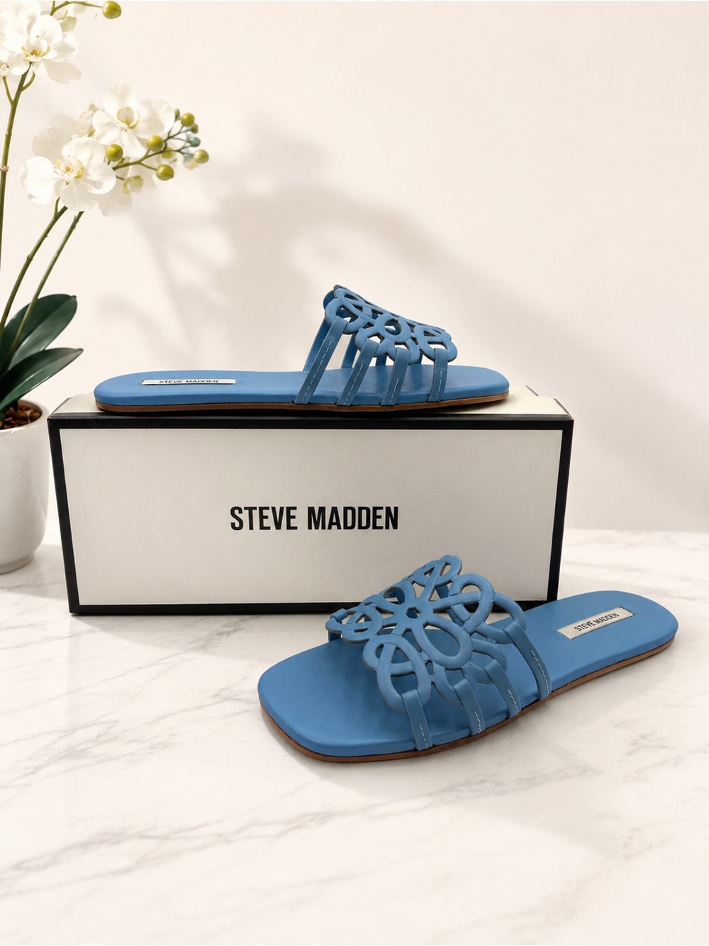Steve Madden • Lotus Slide Sandals